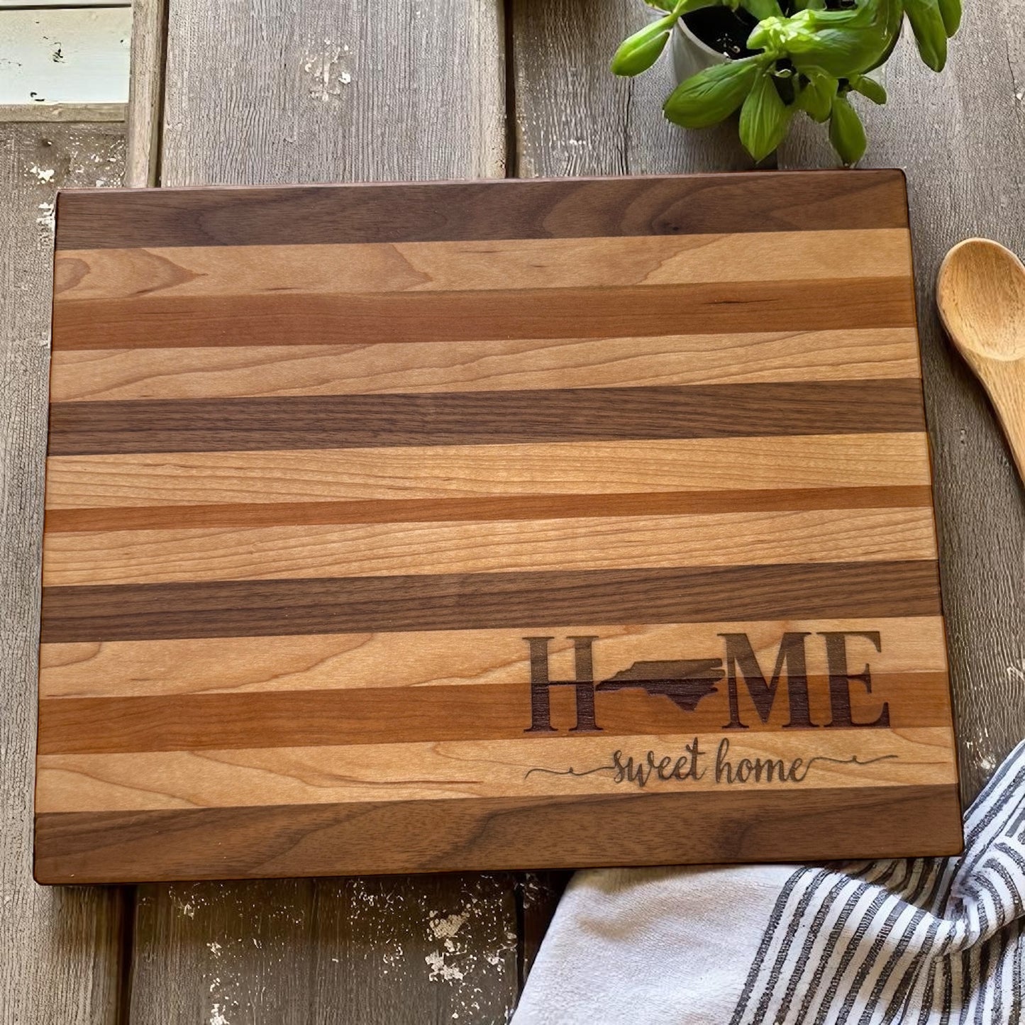 Home Sweet Home - Cutting Board