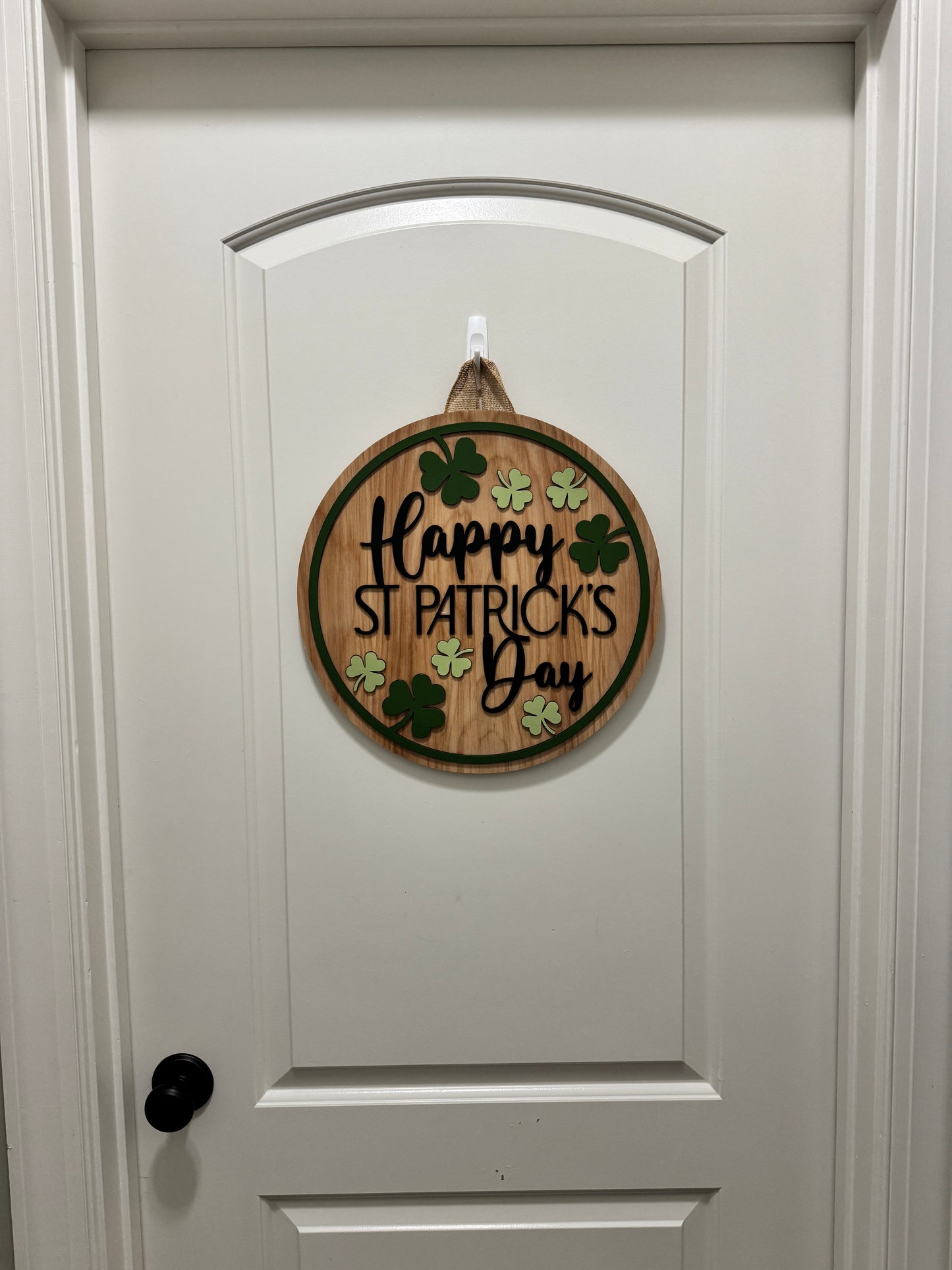 Door Hanger - Happy St. Patricks Day (white)
