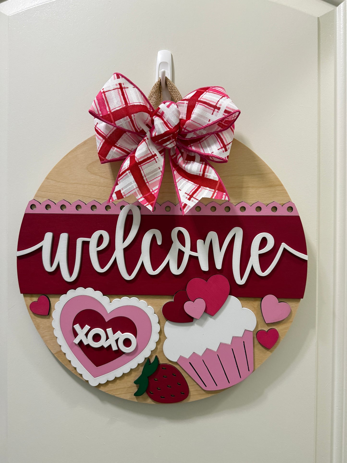 Door Hanger - Welcome Cupcake