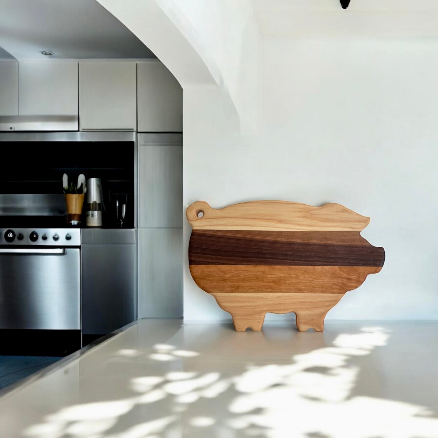 Cutting Board - "Miss Piggy"