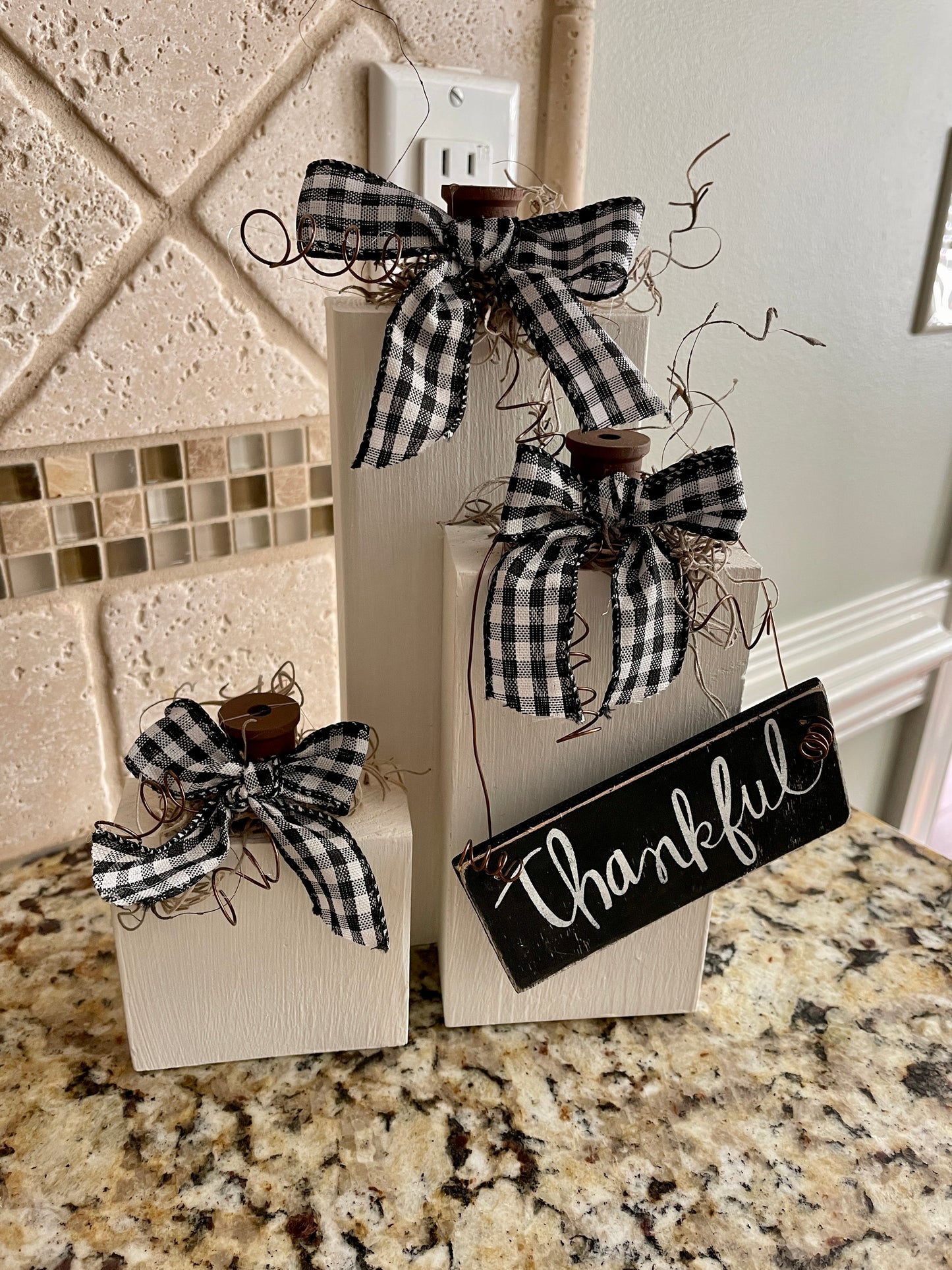 Wood Pumpkin set of 3