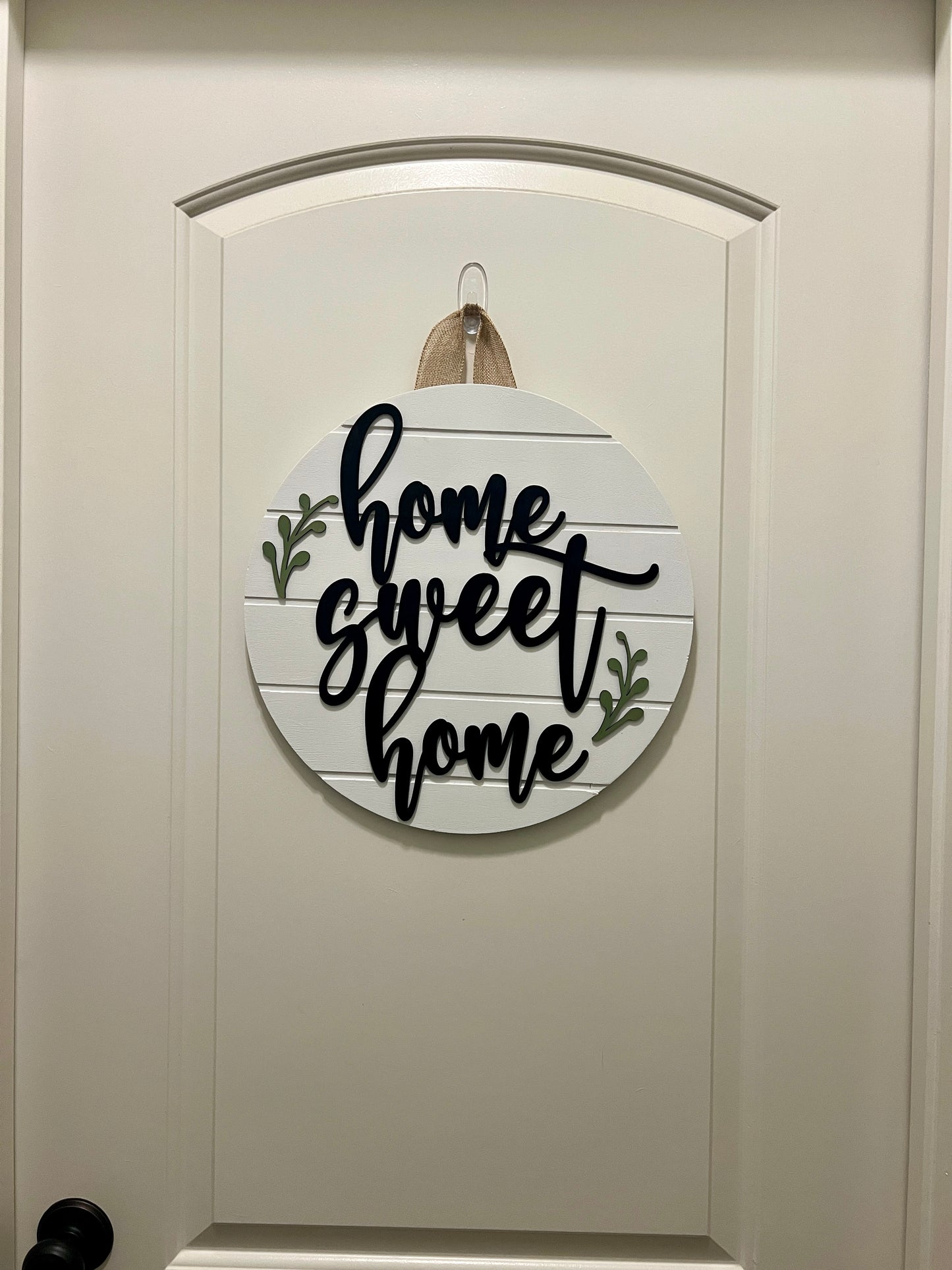 Door Hanger - Home Sweet Home w/ Laurels